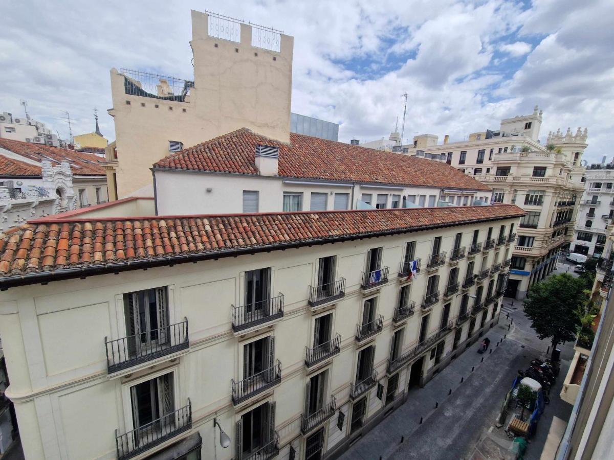 Estupendo Estudio En Pleno Centro De Madrid Appartement Buitenkant foto