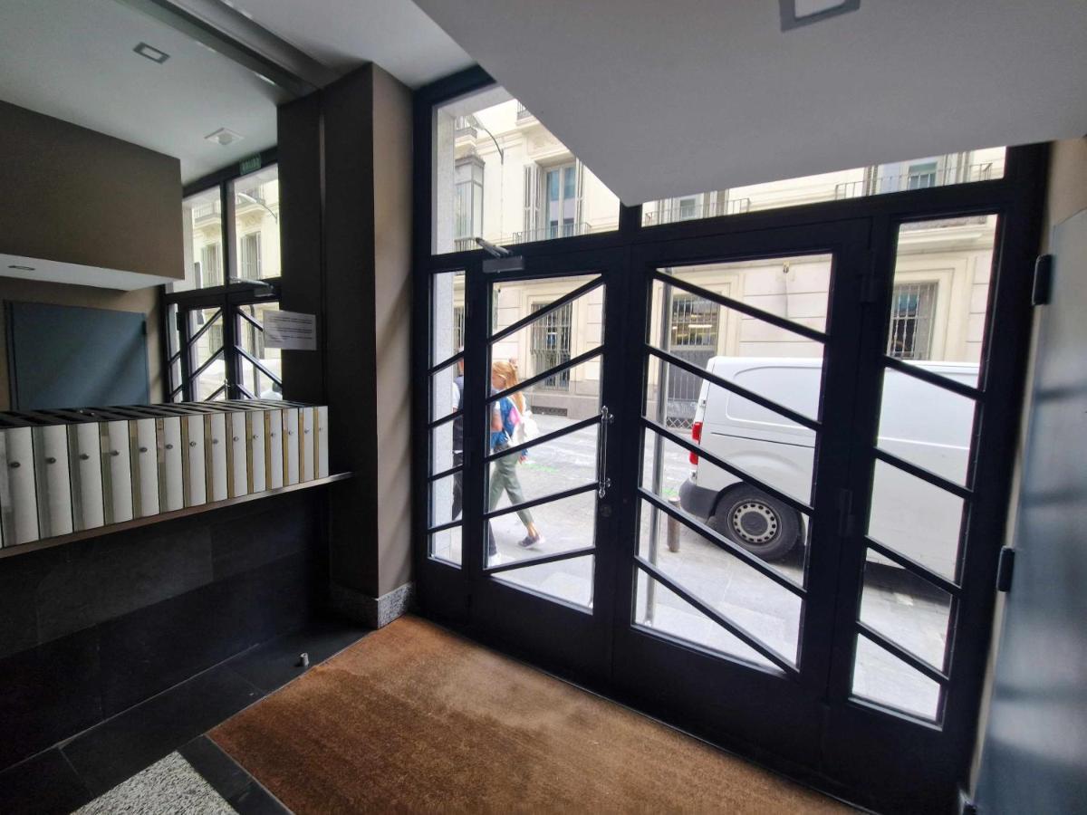 Estupendo Estudio En Pleno Centro De Madrid Appartement Buitenkant foto